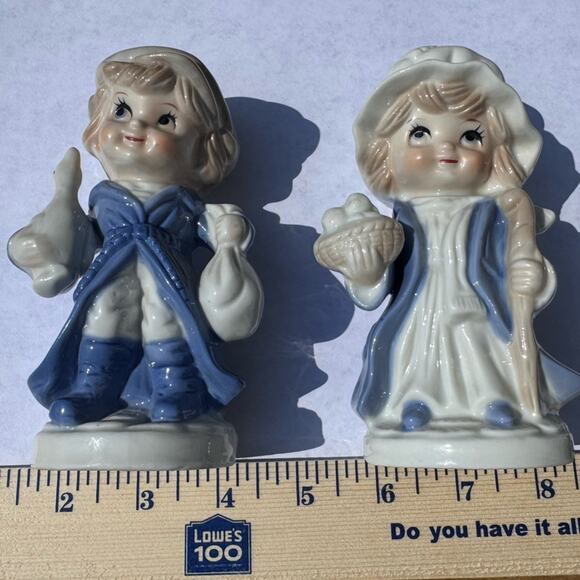TREASURE MASTERS Korea Set of 2 Boy and Girl Goose Eggs Staff Vintage Figurines - Picture 5 of 7